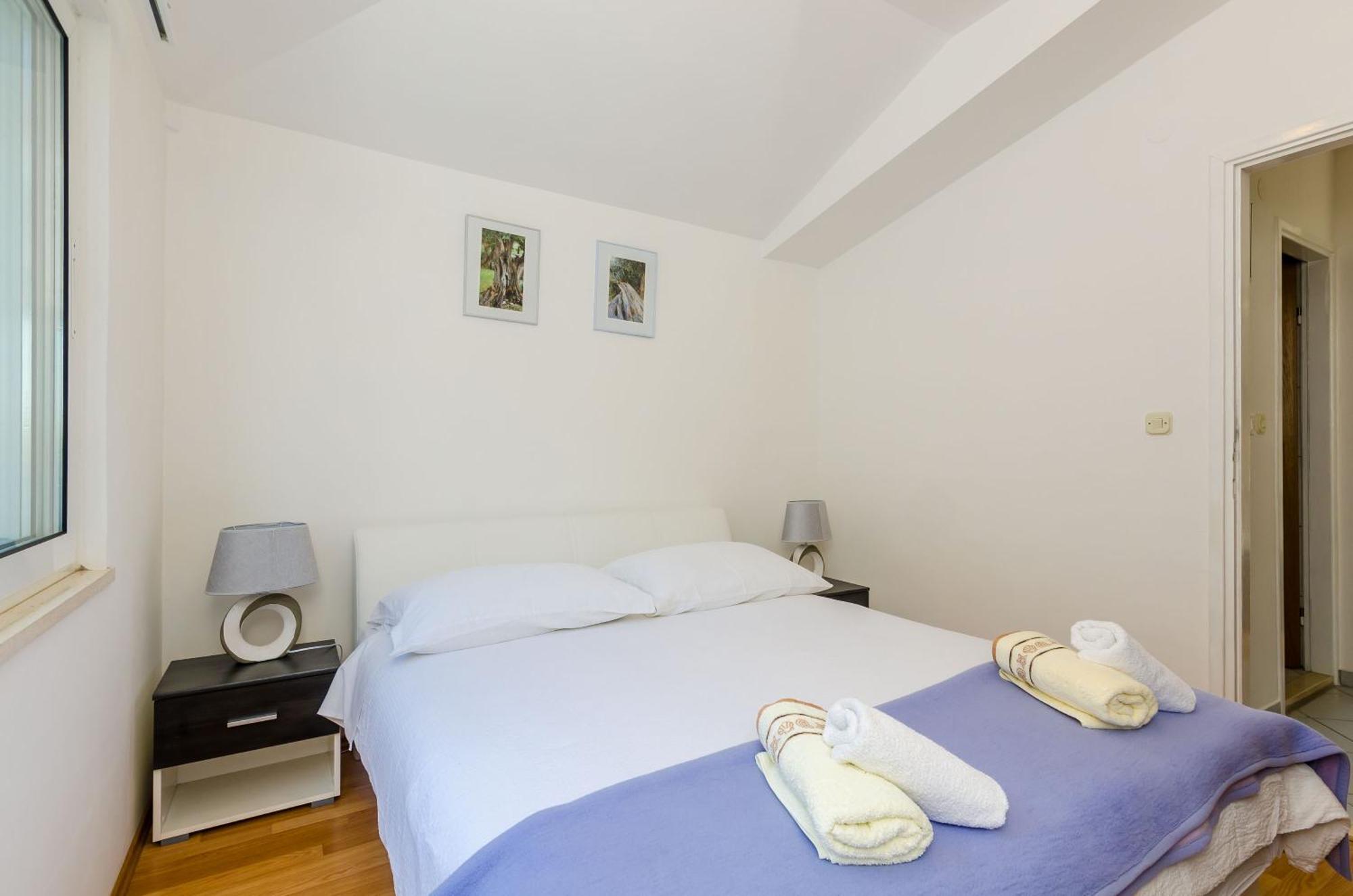Apartments Lorena Mljet 波梅纳 外观 照片