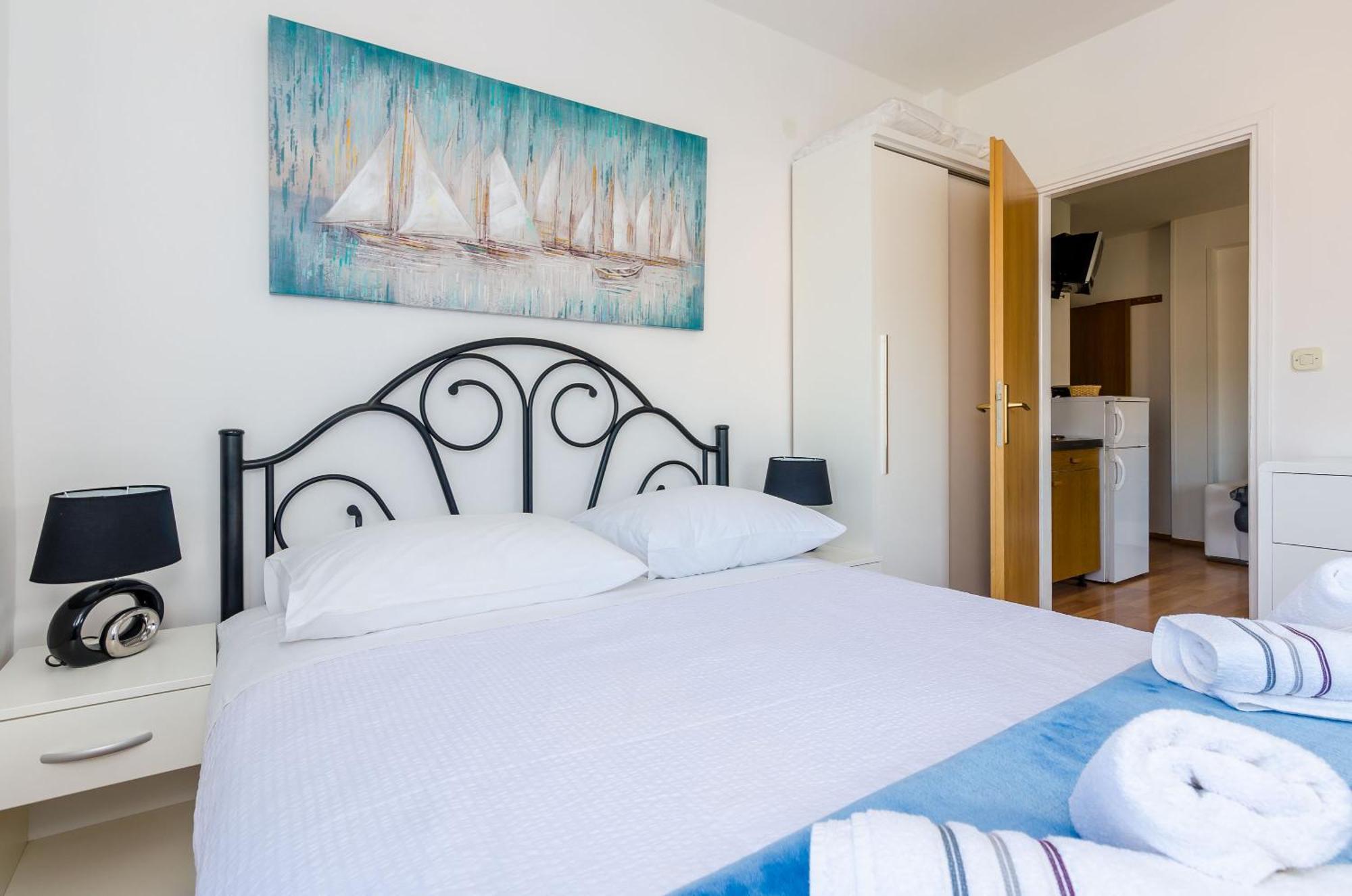 Apartments Lorena Mljet 波梅纳 外观 照片