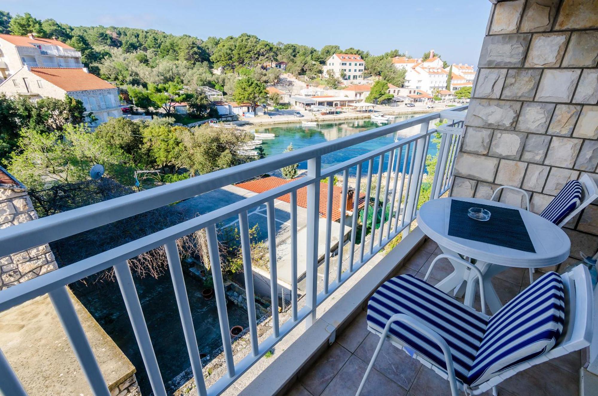 Apartments Lorena Mljet 波梅纳 外观 照片